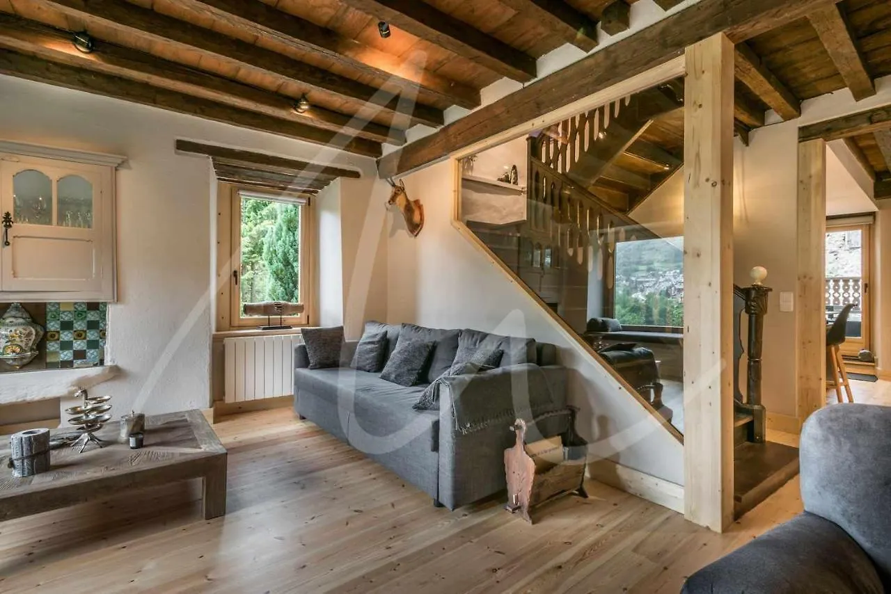Casa Montlude By Seamount Rentals Gessa
